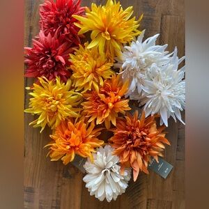 Vibrant Floral Home Accent Set